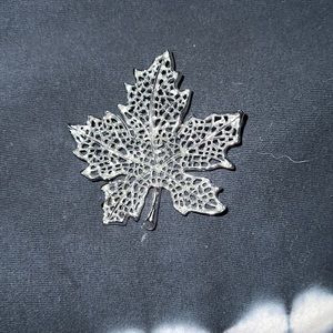 Leaf Broach